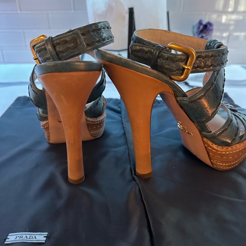 Authentic PRADA PLATFORM SHOES - Picture 2 of 6
